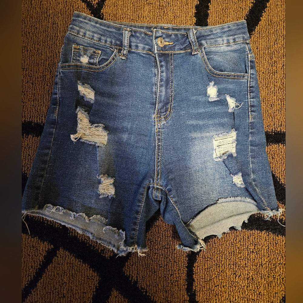 High Waisted Distressed Shorts